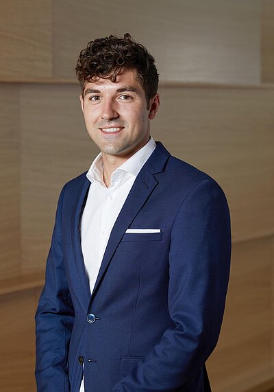 Maximilian Hochrainer Maximilian Hochrainer